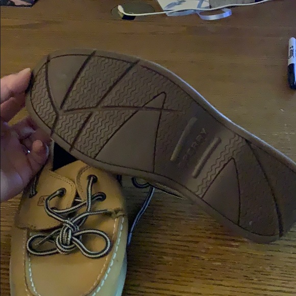 Boys Sperrys - Picture 2 of 3
